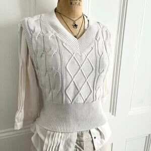 Preppy Chic Cozy White Sweater‎ Vest